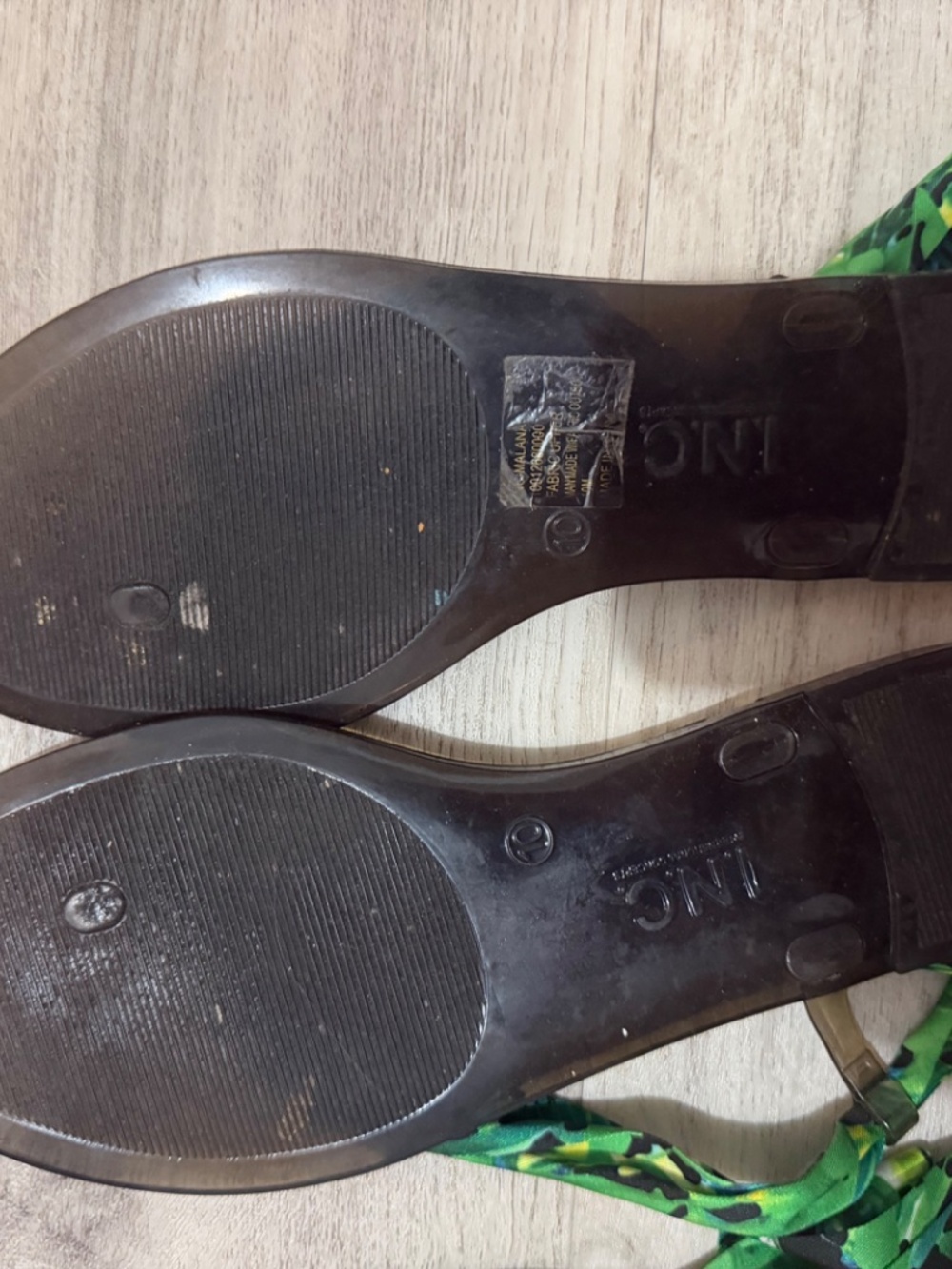 Sandals - Picture 3 of 3